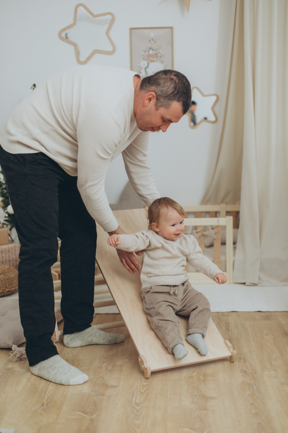 Slide with climbing triangle