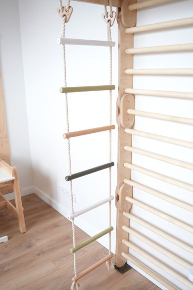 Image of Rope ladder