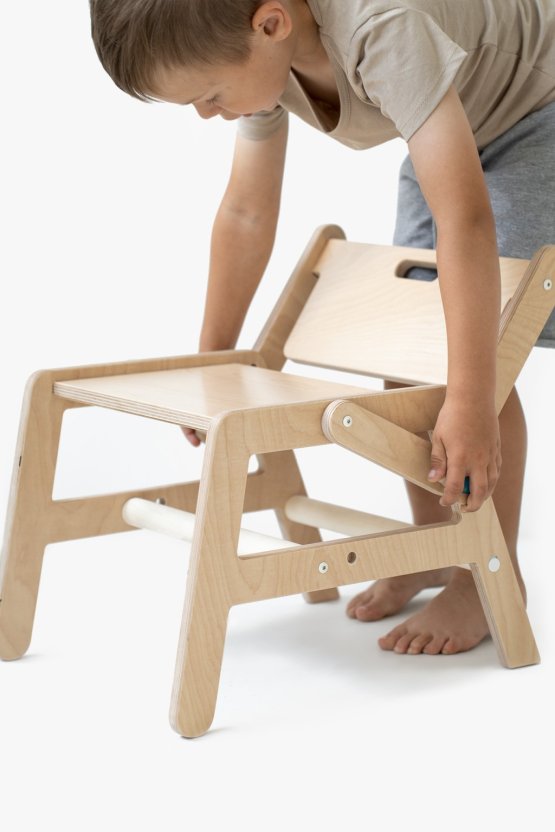Stepping stool/chair
