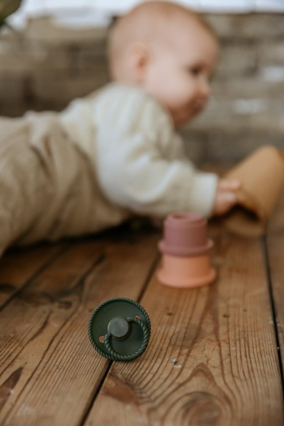 FRIGG Rope Natural Rubber Pacifier - Olive (0-6 months)