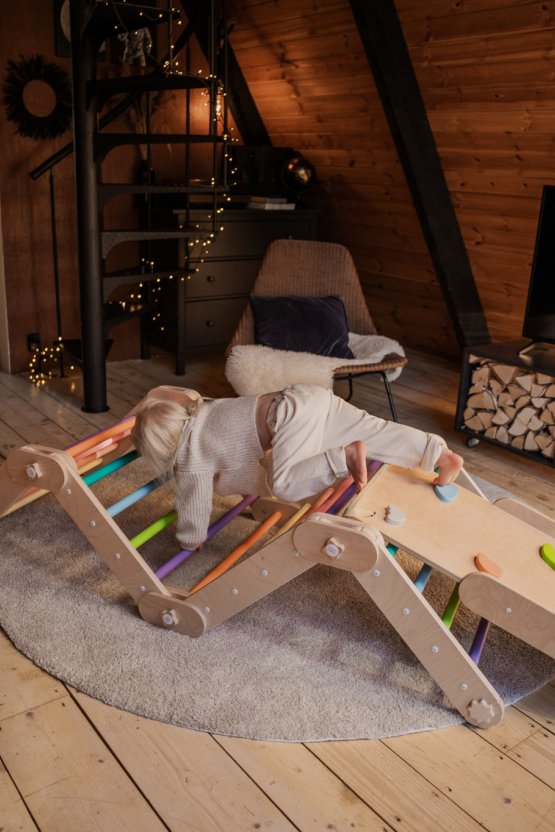 Colored Climber & stone ramp